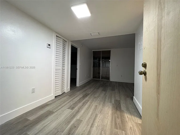 5050 NW 7th St #511 — Photo 4