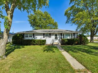 101 Newton Dr, Morris, IL 60450
