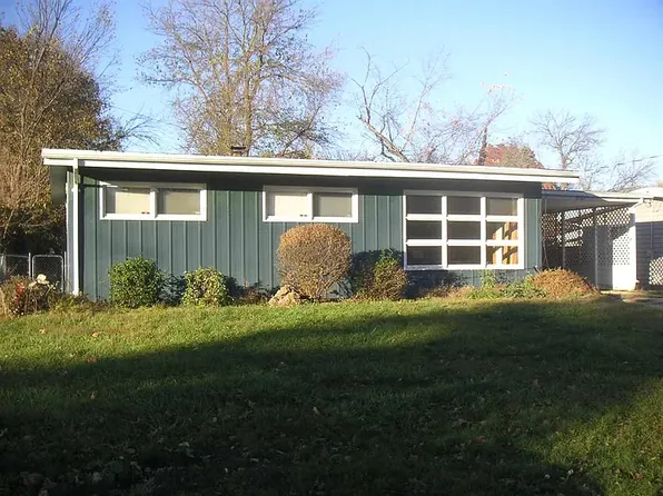 2107 Ashland Ave, Rockford, IL 61101