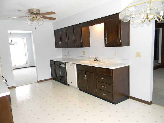 3rd image of 1934 Berger Pl