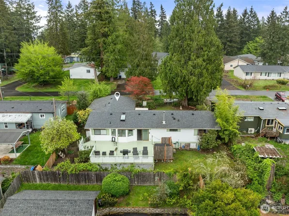 10023 Whitecap Drive NW, Olympia, WA 98502