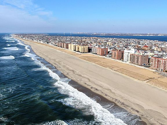 3rd image of 130 Beach 120th St