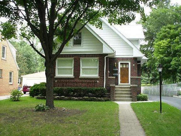 2nd image of 504 S Villa Ave