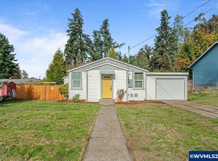 515 Jersey St, Silverton, OR 97381