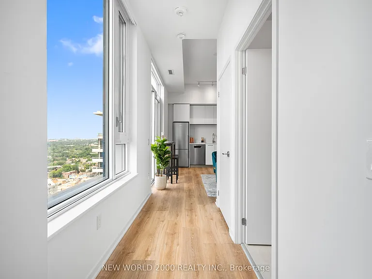 101 Roehampton Ave #2211 — Photo 12
