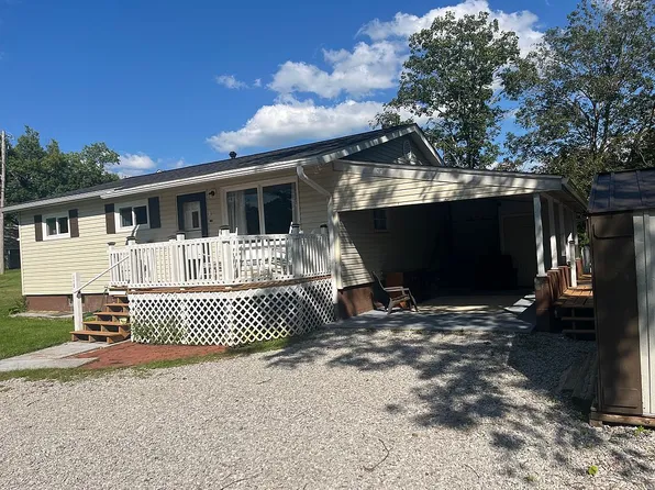 110 Sunset Ln, Marietta, OH 45750