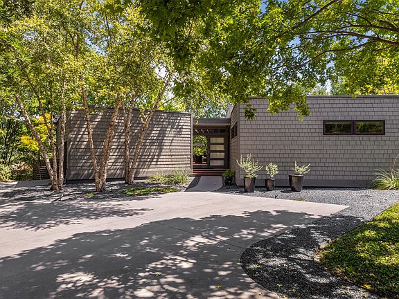 2nd image of 10754 Wyatt Cir