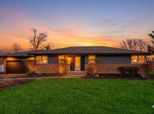 9032 North Regent ROAD, Bayside, WI 53217