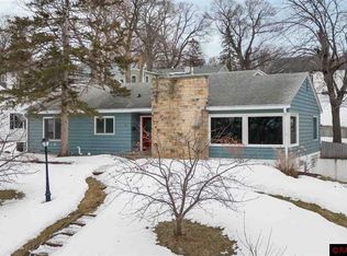 301 Oak Knoll Blvd, Mankato, MN 56001
