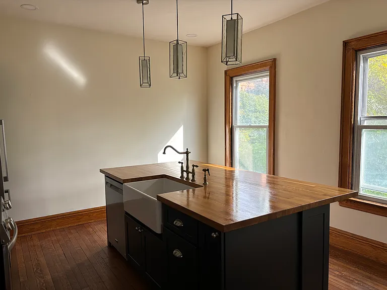 345 Lafayette Ave #3 — Photo 2