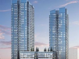 30 Upper Mall Way