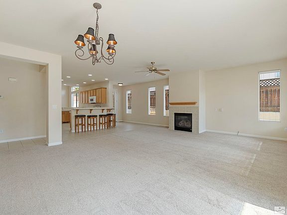 5th image of 2295 Calabria Dr
