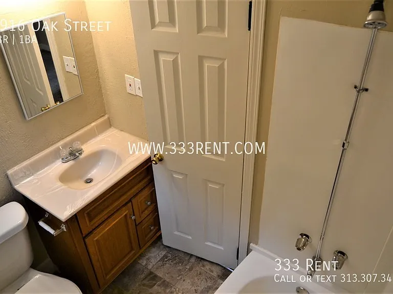8916 Oak St — Photo 20