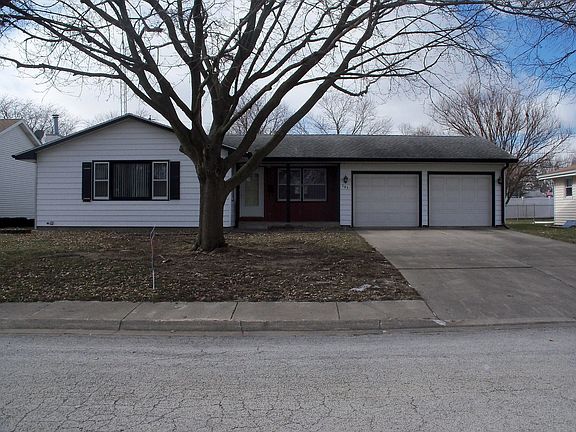 2nd image of 383 N Van Buren Ave