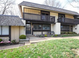 2643 Hampton Rd, Saint Charles, MO 63303