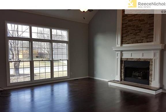 4th image of 1816 SW Pinecreek Ct