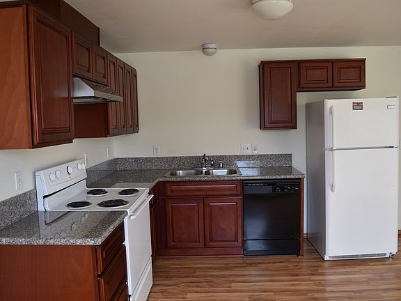 4th image of 8611 NE 27th Cir APT B