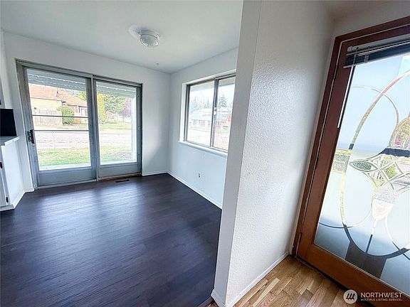 5th image of 7202 S Wapato Street