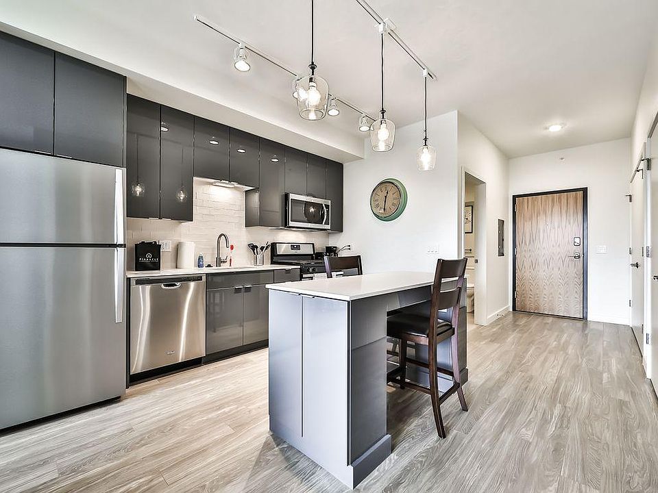 1st image of 115 W 4th St Unit 306