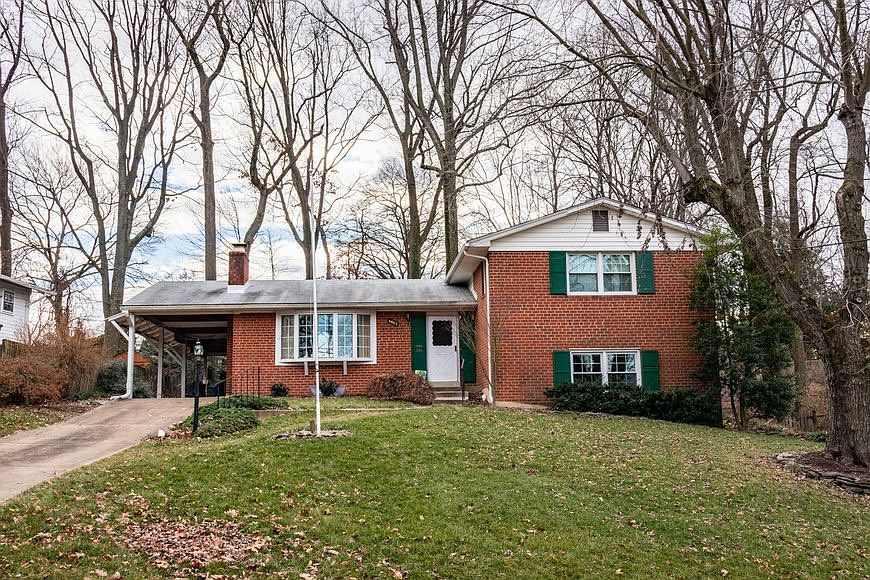 1st image of 6803 Capstan Dr