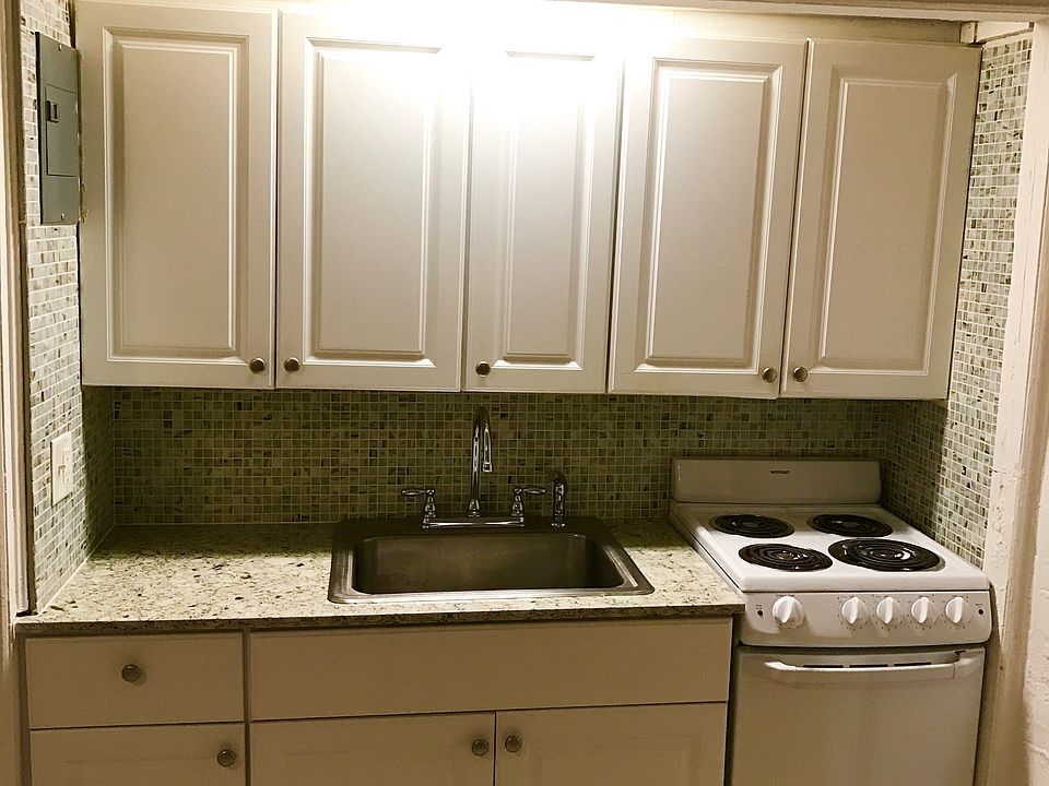 1st image of 233 Wenonah Pl APT 5