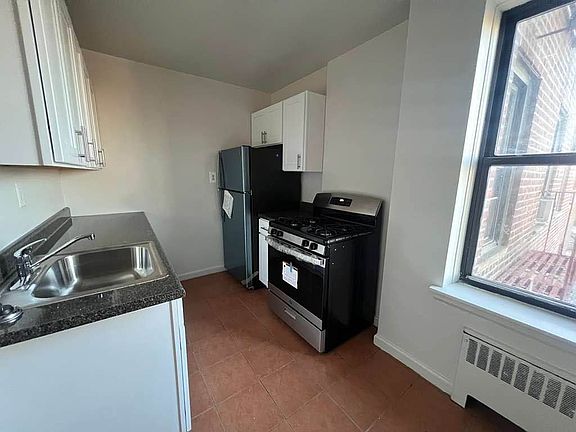 3rd image of 139-12 84th Dr APT 1C
