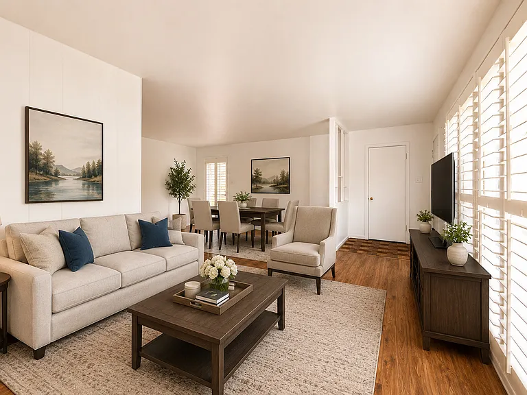 408 S Albert St — Photo 3