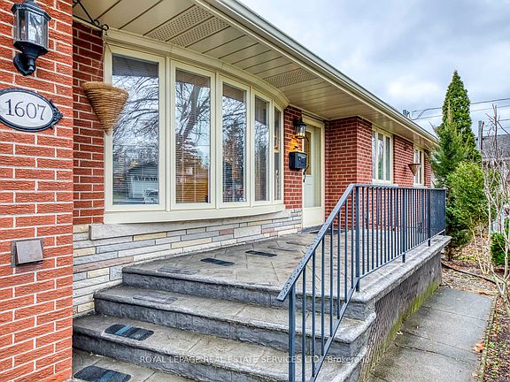 2nd image of 1607 Ewald Rd