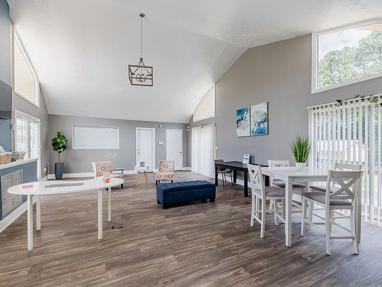 Premier Club Living Apartments in Union City, GA | Spacious Pet-Friendly Apartments Near I-85 — Photo 40