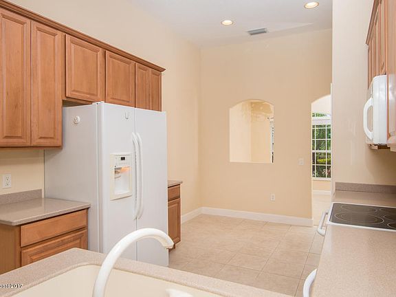 5th image of 2962 Galindo Cir