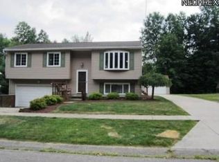 1044 Woodglen Ave, Newton Falls, OH 44444