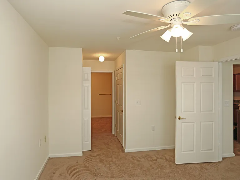 The Ridge Apartments — Photo 8
