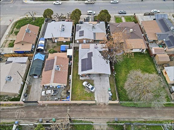 3rd image of 216 Browning Rd