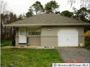 2209 Mount Hope Ln, Toms River, NJ 08753