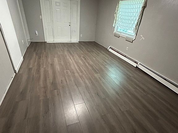 3rd image of 7 Liberty St