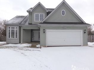 1061 N Ohio St, Aurora, IL 60505