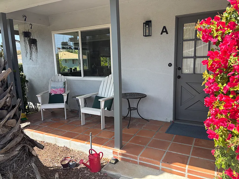 344 Rosario Dr — Photo 3