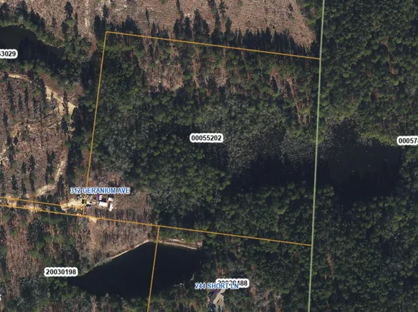 312 Geranium Avenue, Aberdeen, NC 28315