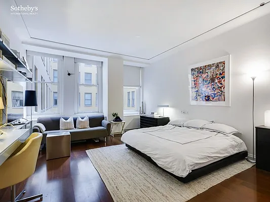 Rented by Sotheby's International Realty | media 18