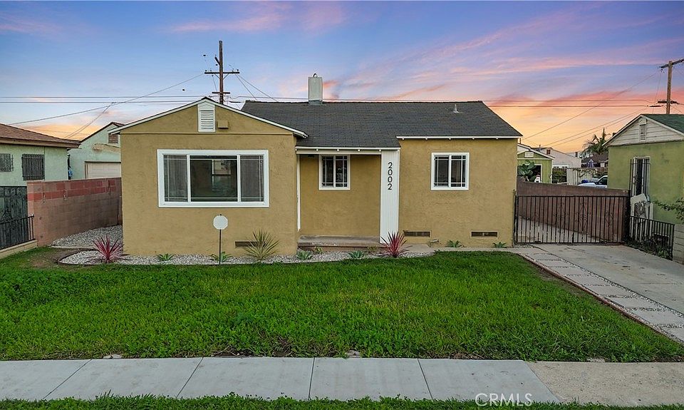 1st image of 2002 N Salinas Ave