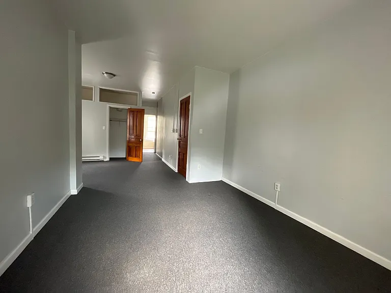 2280 Main St — Photo 7