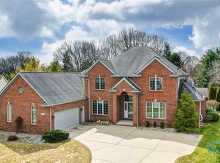 1787 Watermill Ln, Perrysburg, OH 43551