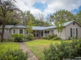 218 E Oakview Pl, Alamo Heights, TX 78209