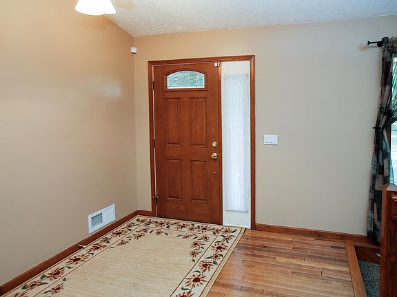 4th image of 6336 Woodlea Dr