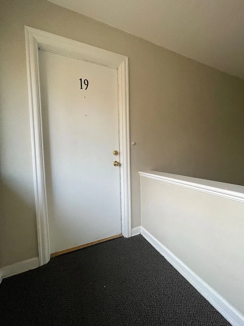 Orchard Park — Photo 4