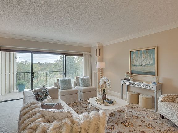 3rd image of 6666 Brookmont Ter APT 501