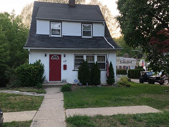 3rd image of 95 Carpenter Ave