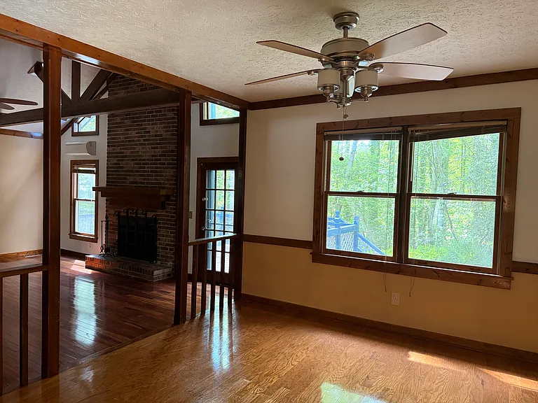 2928 Sanibel Dr — Photo 11