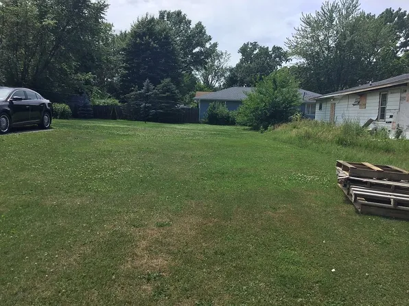2406 Downing Ave, Erie, PA 16510