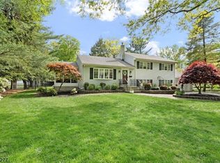 16 Orchard Rd, Florham Park, NJ 07932